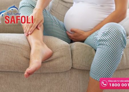 Phù chân khi mang thai có nên đi bộ? “Xuống máu mấy lần thì sinh?
